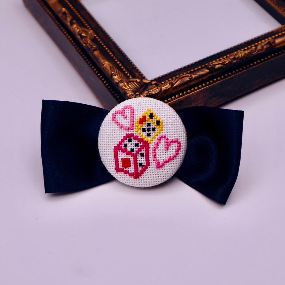 サイコロ　ハート　くるみボタンのヘアゴム　クロスステッチ刺繍 | 7枚目